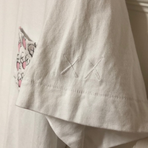 Uniqlo X KAWS Shirt - Picture 2 of 4